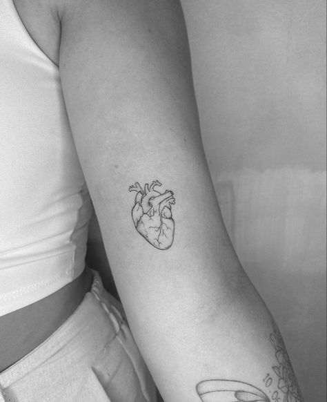 Heart On My Sleeve Tattoo, Healthcare Tattoo, Medical Tattoos, Hart Tattoo, Heart Tat, Party Tattoo, Maching Tattoos, Inspo Tattoo, Tattoos Heart