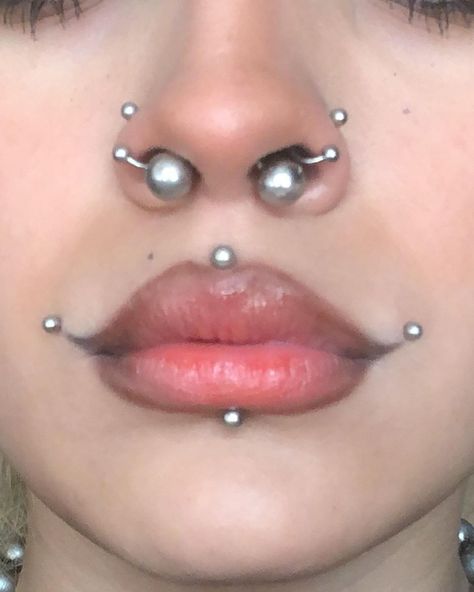 via wormkisser on insta Piercing Setup, Shave Eyebrows, Face Piercings, Aztec Warrior, Body Modifications, Face Hair, Body Mods, Piercing Jewelry, Fashion Makeup