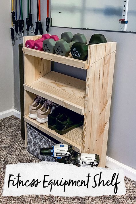 Diy Gym Organization, Dumbbell Storage Ideas, Dumbell Rack Diy, Diy Workout Equipment, Diy Weight Rack, Diy Fitness Equipment, Hart Tools, Workout Closet, Organizing House