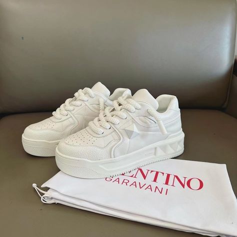 Valentino Shoes Sneakers, Valentino Sneakers, Valentino Garavani Shoes, Accessories Bags Shoes, Fancy Shoes, Valentino Shoes, Dream Shoes, Nappa Leather, Valentino Garavani