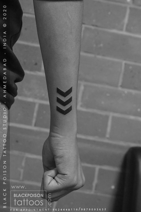 My arrow shows that wherever the path goes I will move ahead . #arrowtatttoo #smalltattoo #wristtattoo #boldtattoo #tattooart #creativetattoo #handtattoo #smalltattoodesigns #tattoo #newtattoo #perfecttattoo #whereahmedabadgetinked #blackpoisontattoos #blackpoisonindia Solid Tattoo, Space Iphone Wallpaper, Tattoo Wrist, D Tattoo, Latest Tattoos, Tattoo Care, Arrow Tattoo, Wrist Tattoo, Small Tattoo Designs