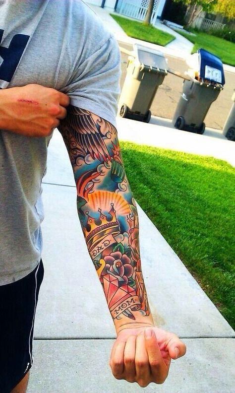 . American Traditional Sleeve, Tattoo Bras Homme, Tato Tradisional, Mangas Tattoo, Le Tattoo, Traditional Sleeve, Forearm Sleeve, Traditional Tattoo Sleeve, Tato Lengan