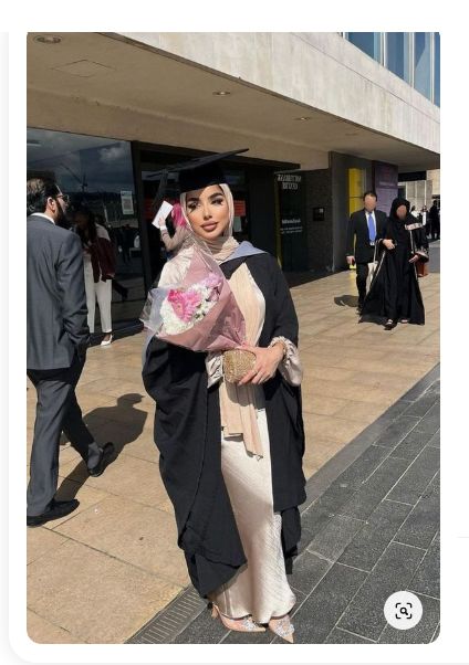 Graduation Dresses With Cap And Gown, Hijab With Graduation Cap, Graduation Cap With Hijab, Hijab Graduation Outfit Ideas, Graduation Outfit Ideas Under Gown, Graduation Outfit For Hijabi, Graduation Outfits Hijab, Modest Graduation Dress Hijab, Convocation Outfit Graduation Hijab