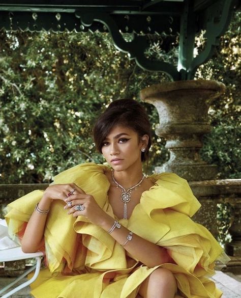 Zendaya Yellow, Zendaya Photoshoot, Zendaya Maree Stoermer Coleman, Zendaya Outfits, Cowgirl Style Outfits, Zendaya Style, Black Femininity, Zendaya Coleman, Birthday Photoshoot