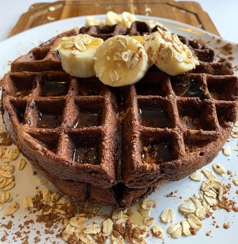 Oat Waffle Recipe, Banana Bread Waffle Recipe, Banana Oat Waffles, Brekkie Ideas, Oatmeal Protein Pancakes, Oat Waffles, Waffles Vegan, Oatmeal Waffles, Oatmeal Protein