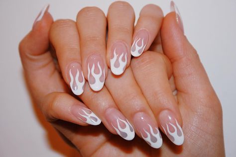 White Fire Nail Design, 13 Nails, Almond Shaped Nails Designs, Flame Nails, Flame Nail Art, Summer Nails Almond, Infinity Nails, Sns Nails, Nail Art Techniques