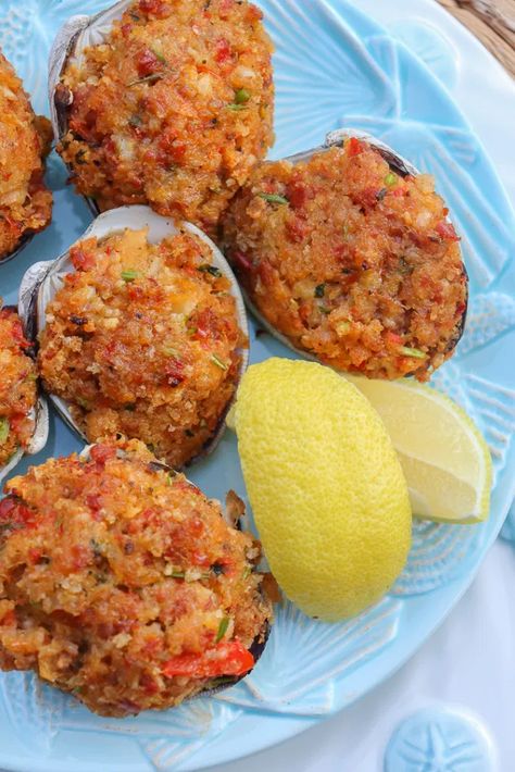 New England Style Baked Stuffed Clams - Cooking with Books Stuffed Quahogs, Stuffing Bake, Clams Casino, Clam Bake, Clam Recipes, New England Style, England Style, Portuguese Recipes, Fish Dishes