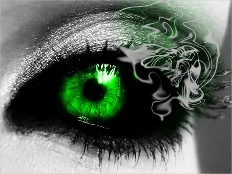 Green Eye Green Glowing Eyes, Green Eyes Aesthetic, Rare Eye Colors, Rare Eyes, Eyes Aesthetic, Creative Aesthetic, Demon Eyes, Eyes Artwork, Photography Color