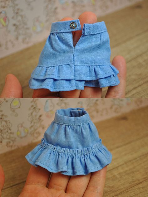 jubka | by Zhanna Zolotina Vetements Shoes, Barbie Dress Pattern, Sewing Barbie Clothes, Barbie Sewing Patterns, Diy Barbie Clothes, Barbie Doll Clothing Patterns, Barbie Dolls Diy, Dolls Clothes Diy, Barbie Dress Fashion