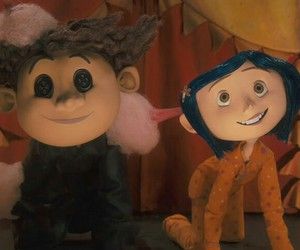 Imagen de coraline Stop Motion Movies, Coraline And Wybie, Coraline Movie, Coraline Aesthetic, Coraline Jones, Cartoon Profile Pictures, Halloween Wallpaper, Coraline, Tim Burton