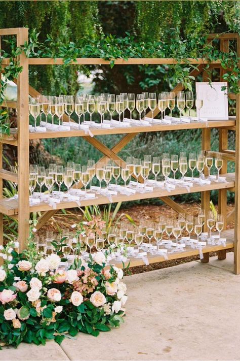 Garden Winery Wedding, Vineyard Ceremony Decor, French Wine Country Wedding, Napa Vineyard Wedding, Vineyard Wedding Table Setting, Romantic Winery Wedding, Boho Vineyard Wedding, Tuscany Vineyard Wedding, Wedding In A Vineyard