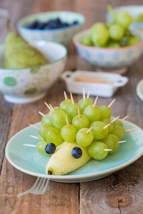 Sugar Fruit, Decorações Com Comidas, Food Art For Kids, Fruits For Kids, Food Carving, Kids Party Food, Easy Food Art, Food Garnishes, Fun Kids Food