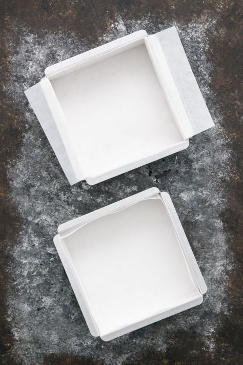 Lining a Square Pan with Parchment Paper - Two Ways Making Brownies, Flower Snowflake, How To Make Brownies, Baking School, 8x8 Pan, Kitchen Basics, Pumpkin Pie Bars, Brownie Pan, Bread Pan