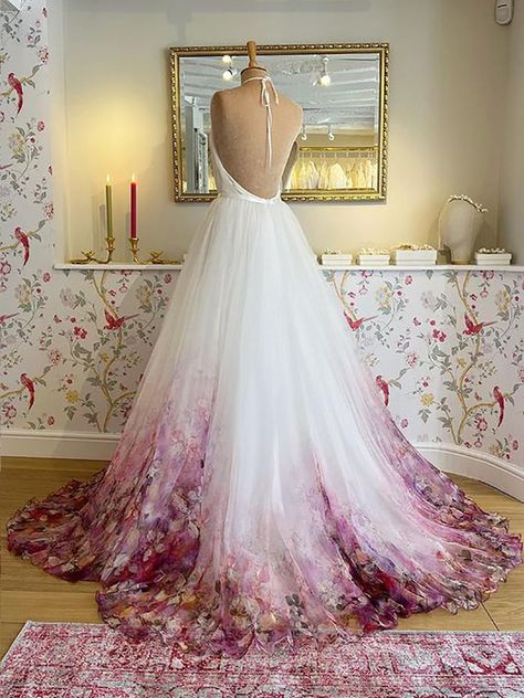 Flower Wedding Dresses, Gowns For Bride, Sweetheart Bridal Gown, Sweetheart Bridal, Halter Wedding, Halter Wedding Dress, Dresses For Pregnant Women, Wedding Dresses With Flowers, Bridal Wrap