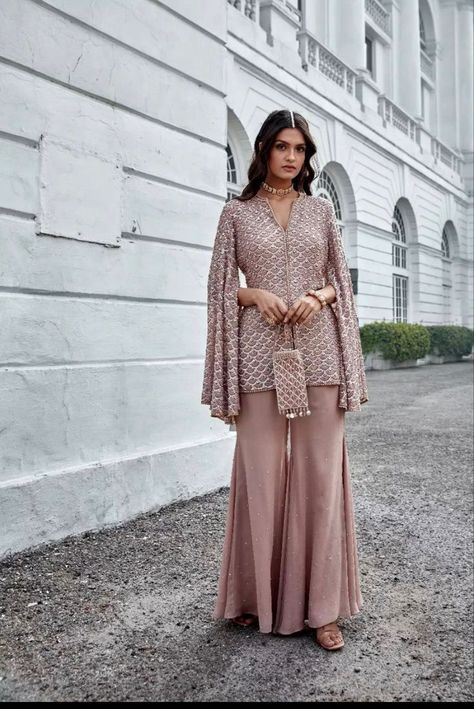 Trendy Outfits Indian, Lehenga Designs Simple, Blazer Outfits For Women, Pakistani Fancy Dresses, Pakistani Fashion Party Wear, Traditional Indian Outfits, Elegant Dresses Classy, Embellished Jacket, Simple Pakistani Dresses