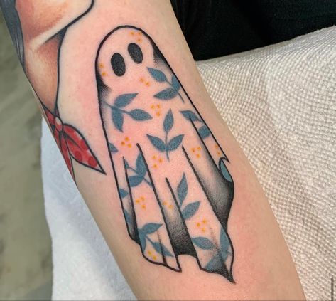 Floral Ghost Tattoo, State Tattoos, Floral Ghost, Ghost Tattoo, Spooky Tattoos, Leg Sleeve, Tattoo Flash Art, Pattern Tattoo, Dope Tattoos