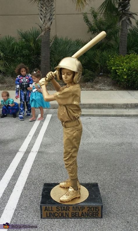 Gold Trophy Costume, Baseball Costume Ideas, Baseball Card Halloween Costume, Baseball Card Costume, Baseball Team Halloween Costume Ideas, Trophy Halloween Costume, Trophy Costume, Halloween Campsite, Baseball Halloween Costume