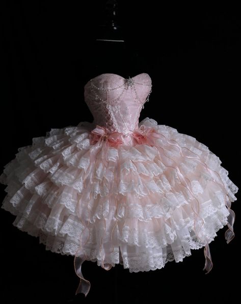 【-Graceful Ballet Dancing-】 Lolita Jumper Dress ◆ Shopping Link >>> https://lolitawardrobe.com/graceful-ballet-dancing-lolita-jumper-dress_p7838.html Op Dress, Ballerina Dress, Ballet Dress, Fairytale Dress, Glam Dresses, Fancy Outfits, Lolita Dress, Jumper Dress, Lolita Fashion