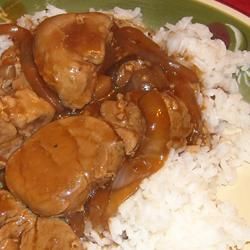 Pork Tenderloin with Gravy Pork Tenderloin With Gravy, Garlic Pork Tenderloin, Leftover Pork Tenderloin, Easy Pork Tenderloin, Rice And Gravy, Cooking Pork Tenderloin, Cream Gravy, Leftover Pork, Tenderloin Recipes