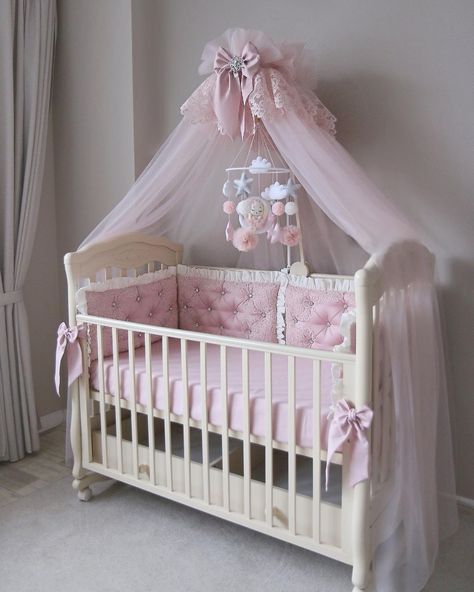 Emotional Development | Bored Panda Pink Baby Crib, Baby Crib Ideas, Girls Single Bed, Box Bayi, Baby Room Decorations, Crib Ideas, Baby Crib Diy, Baby Beds, Cozy Baby Room