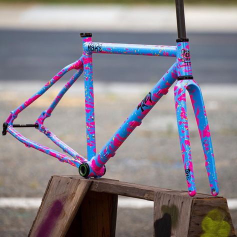 Squid Bikes | Cross is almost here and that means a ton of rad new SQUIDCROSS frames are getting painted! @daedalusracing has got some super rad frames… | Instagram Custom Bike Paint, Frames Instagram, Pretty Bikes, Bike Painting, How To Paint Camo, Bicycle Paint Job, Paint Bike, Bicycle Painting, Pretty Bike