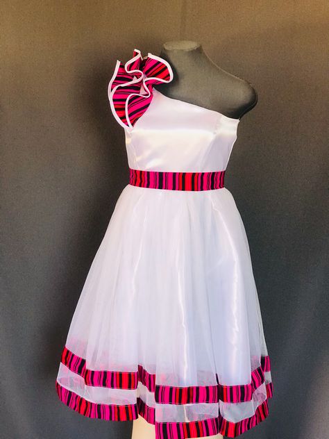 Odelela mixed dress Namibia, wedding inspired , african print Oshiwambo Dress Designs, Oshiwambo Traditional Dresses Designs, Oshiwambo Dress, Fairwell Dresses, African Festival, Amara Dress, Fashion Traditional, Traditional Dresses Designs, Stylish Short Dresses