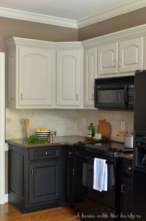 leave upper cabinets wood, lower paint black, brown granite, then black appliances. no more stainless!! Two Tone Kitchen Cabinets, Black Appliances, Black Kitchen Cabinets, Kitchen Cabinet Remodel, New Kitchen Cabinets, Kitchen Cabinets Makeover, Diy Kitchen Cabinets, Room Challenge, Kitchen Redo