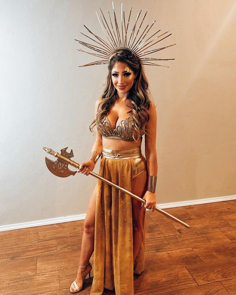 Halloween 2023 goddess costume Athena hair and makeup Athena Makeup, Athena Goddess Costume, Aphrodite Costume, Greek Goddess Costume Diy, Greek Mythology Costumes, Greek Goddess Costume Halloween, Mythology Costumes, Athena Costume, Goddess Halloween Costume