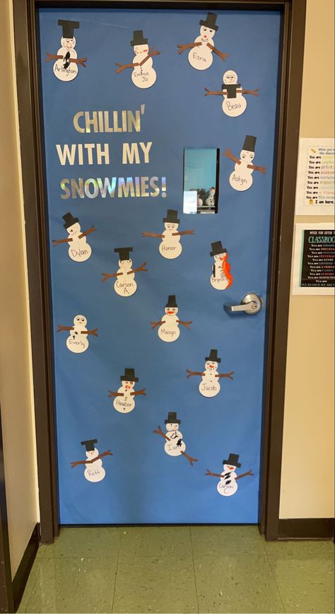 Snow Man Door Decoration, Chillin With My Snowmies Door, Snowflake Door Decorations Classroom, Winter Door Ideas, January Door Decorations Classroom, January Classroom Door Ideas, Holiday Door Decorations For School, Winter Doors, Winter Wonderland Door