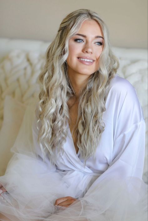 Mermaid Hair Waves, Bride Looks, Mermaid Waves, Hair Curls, Half Up Hair, Mermaid Hair, Bride Look, Half Up Half Down, Hair Waves