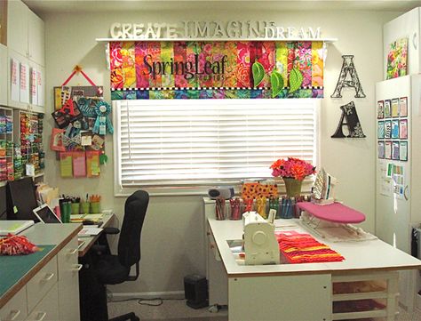 SpringLeaf Studios: My Colorful Studio Sewing Studios, Colorful Studio, Studio Storage, Sewing Room Inspiration, Sewing Spaces, Quilt Studio, Dream Craft Room, Craft Room Design, Craft Space