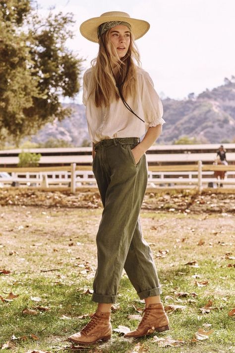 Safari Outfit Women, Moda Safari, Jungle Outfit, Safari Outfit, Safari Outfits, Safari Chic, Farm Clothes, The Great, Adventure Outfit