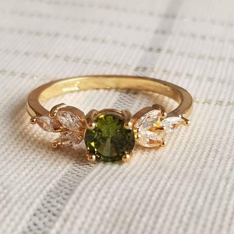 New 18k Gold Plated Over 925 Silver Filled Round Cut Peridot Diamond Ring For Women All Gemstones Are Simulated. A Jewelry Box Included. Ready To Ship Same Day. Feel Free To Ask Any Question. All Photos Are Real Time From Actual Object No Stock Photo Used. Color Might Be Slightly Different Due To Lighting. Gold Engagement Ring No Diamond, Gold Moss Agate Wedding Ring, Cute Crystal Rings, Gold Non Diamond Engagement Ring, Rings Engagement Gemstone, Wedding Rings Engagement Not Diamond, Fairy Ring Jewelry, Peridot And Gold Ring, Wedding Ring With Green Accent