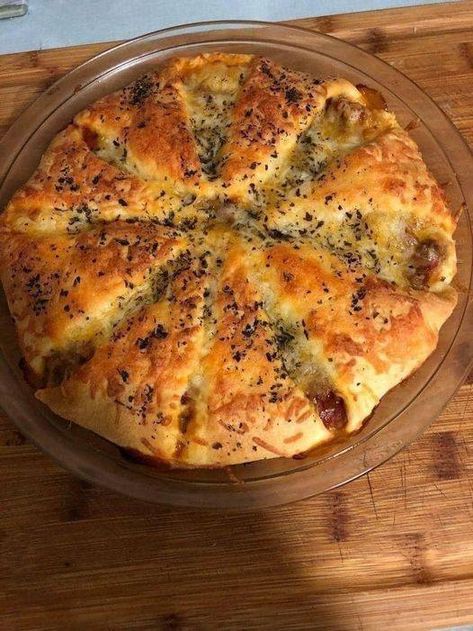 Valerie Bertinelli Recipes, Crescent Casserole, Crescent Dough Recipes, Italian Night, Valerie Bertinelli, Crescent Dough, Fall Dinner Recipes, Mouth Watering Food, Diets For Beginners