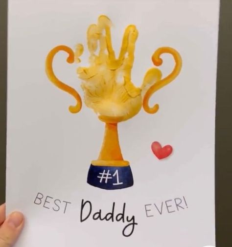 Hand Print Art, Baby Art Crafts, Diy Father's Day Crafts, Dad Crafts, Fathers Day Art, Baby Art Projects, Toddler Arts And Crafts, Daycare Activities, Aktivitas Montessori