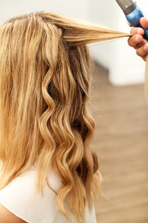 Beach Waves Long Hair, Easy Beach Waves, Beach Waves Tutorial, Beach Waves Hair, Beach Waves Hair Tutorial, Waves Tutorial, Long Hair Waves, Beach Curls, Waves Hair