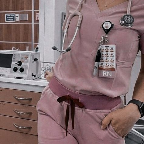 Nursing School Inspiration, Nursing Goals, Nursing Motivation, Medical Scrubs Outfit, Job Inspiration, Aesthetic Doctor, Medical School Life, Career Motivation, Nursing School Motivation