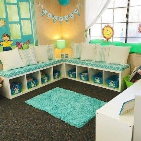 Classroom Library Set Up, Classroom Furniture Ideas, Library Makeover, Classroom Makeover, Classroom Layout, Classroom Organisation, Classroom Furniture, Flexible Seating, New Classroom