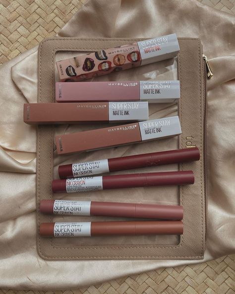 ELIZABETH 🥐💘’s Instagram photo: “I’m not much of a matte lip gal but when I want one, I reach for these! The @maybelline superstay crayons are soooo good, they’re super…” Maybelline Superstay, Lip Crayon, Maybelline Super Stay, Lip Crayons, Matte Lip, Matte Lips, Blog Photography, Maybelline, Crayon