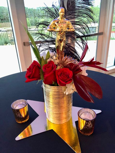 Oscar Night Centerpieces, Hollywood Glam Centerpiece Ideas, Hollywood Theme Centerpiece Ideas, Award Ceremony Centerpieces, Hollywood Centerpiece Ideas, Oscar Gala Decoration, Red Carpet Theme Party Favors, Hollywood Theme Fundraiser, Red Carpet Awards Party