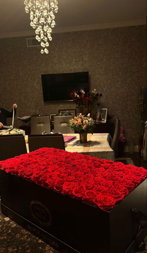 Room Full Of Roses, Flowers Bouquet, Red Roses, Roses, Wattpad, Flowers, Red, Quick Saves