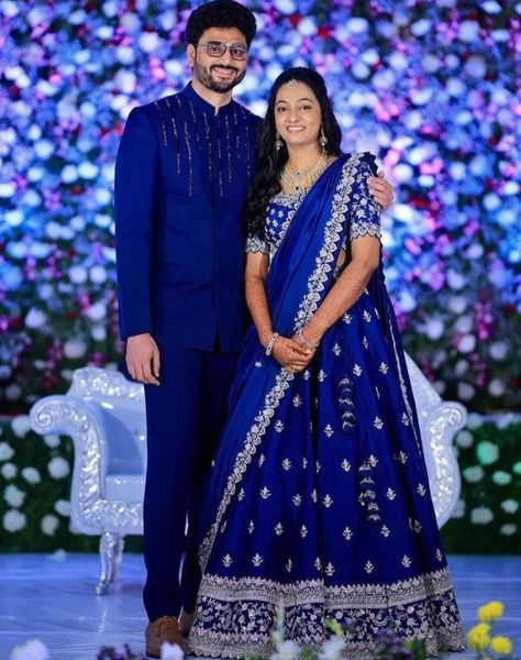 Lehenga For Reception Bridal South Indian, Reception Dress For Bride And Groom, Couple Matching Outfits Indian Wedding, Couple Dress Matching Indian Wedding, South Indian Reception Bride, Couple Reception Outfit Indian, Bride And Groom Reception Outfit, Lehenga For Reception Bridal, Couple Dress Matching Indian