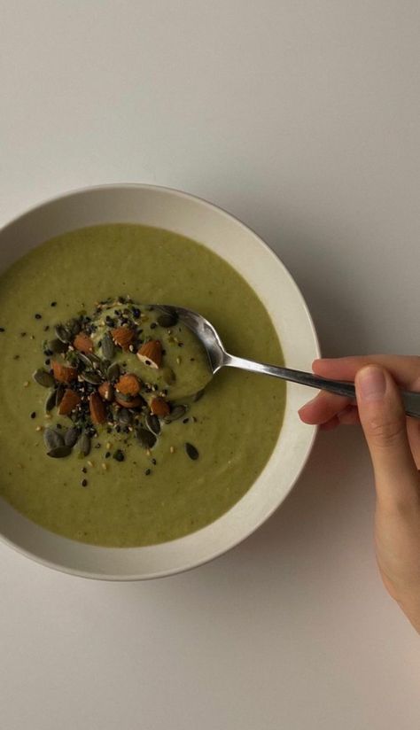 Green Soup Aesthetic, Wishbone Kitchen, Fall Meal Prep, Soup Aesthetic, Green Nutrition, Autumn Meals, Fall Meal, Healthy Vegetarian Dinner, Food C