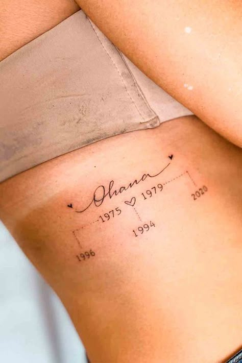 Word Search Tattoo Ideas, Tattoo Ideas For Moms, Name Tattoos For Moms, Tattoos For Moms, Kid Name Tattoo, Tato Minimal, Mom Tattoo Designs, Tattoos With Kids Names, Mommy Tattoos