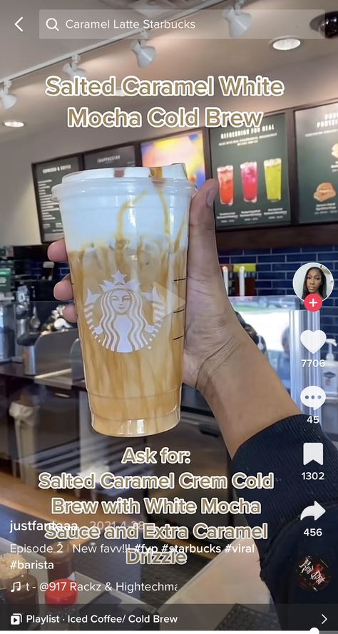 Starbucks Drink Menu, Cold Starbucks Drinks, Star Bucks, Secret Starbucks Recipes, Coffee Recipes Starbucks, Iced Drinks Recipes, Secret Starbucks Drinks, Starbucks Caramel, Cold Coffee Recipes