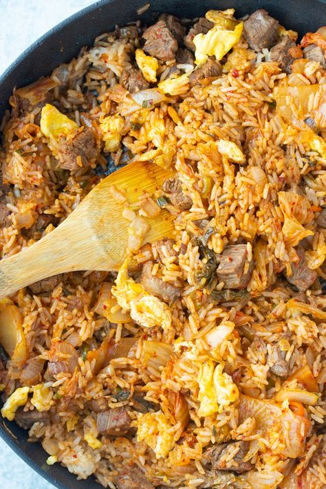 Kimchi Beef Fried Rice, Steak Kimchi Fried Rice, What To Make With Kimchi, Rice And Kimchi, Kimchi Fried Rice Recipe, Home Decor Grey, Fermented Cabbage, Kimchi Fried Rice, Sour Taste