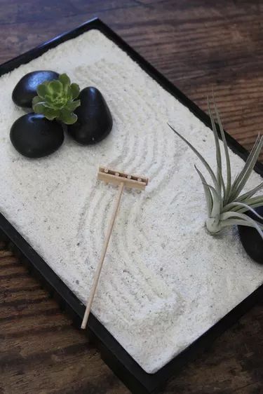 How to Make a Mini Tabletop Zen Garden | eHow Diy Zen Garden Mini, Mini Zen Garden Diy, Mini Zen Garden Ideas, Zen Garden Mini, Tabletop Zen Garden, Desk Zen Garden, Indoor Zen Garden, Zen Table, Desktop Zen Garden