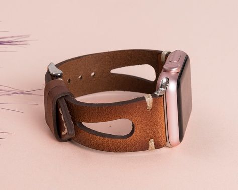 Brown Leather Apple Watch Band 38mm 40mm 41mm 42mm 44mm 45mm 49mm Ultra Unisex iWatch Strap Bracelet Series 9 8 7 6 5 4 3 2 1 & SE Fitbit Versa 4 3 2 1/SENSE 1 2 Versa Lite Watch Band ✽ DETAILS ✽ *Our Standard Watch Band Size Medium fits in this 155-200mm (6.1" - 8.0") wrists.  ** Our XS/S Size Band fits 127-154mm (4.7" - 5.9") For other sizes please click:  https://www.etsy.com/listing/998596878/leather-custom-size-apple-watch-band?ref=listings_manager_grid *We can make a custom band with a dif Apple Watch Bands Women, Leather Apple Watch Band, Bracelet Apple Watch, Apple Watch Bands Leather, 38mm Apple Watch Band, Leather Projects, Apple Watch Strap, Beautiful Watches, Apple Watch Band