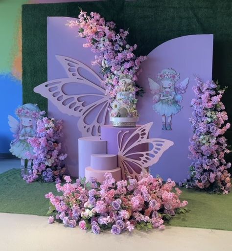 Butterfly 15 Theme Centerpiece, Butterfly Theme Decoration Ideas, Butterfly Backdrop Ideas, Butterfly Theme Birthday Decoration, Butterfly Quinceanera Theme, Butterfly Backdrop, 15th Birthday Decorations, Butterfly Birthday Party Decorations, Butterfly Themed Birthday Party