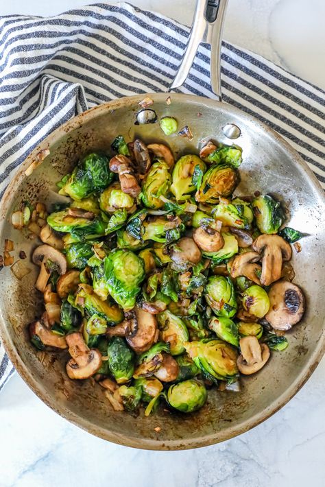 Ribeye Dinner, Brussels Sprouts And Mushrooms, Mushroom Side Dish Recipes, Healthy Brussel Sprouts, Best Brussels Sprouts, Paleo Entrees, Sauteed Brussel Sprouts, Mushroom Side Dishes, Green Foods